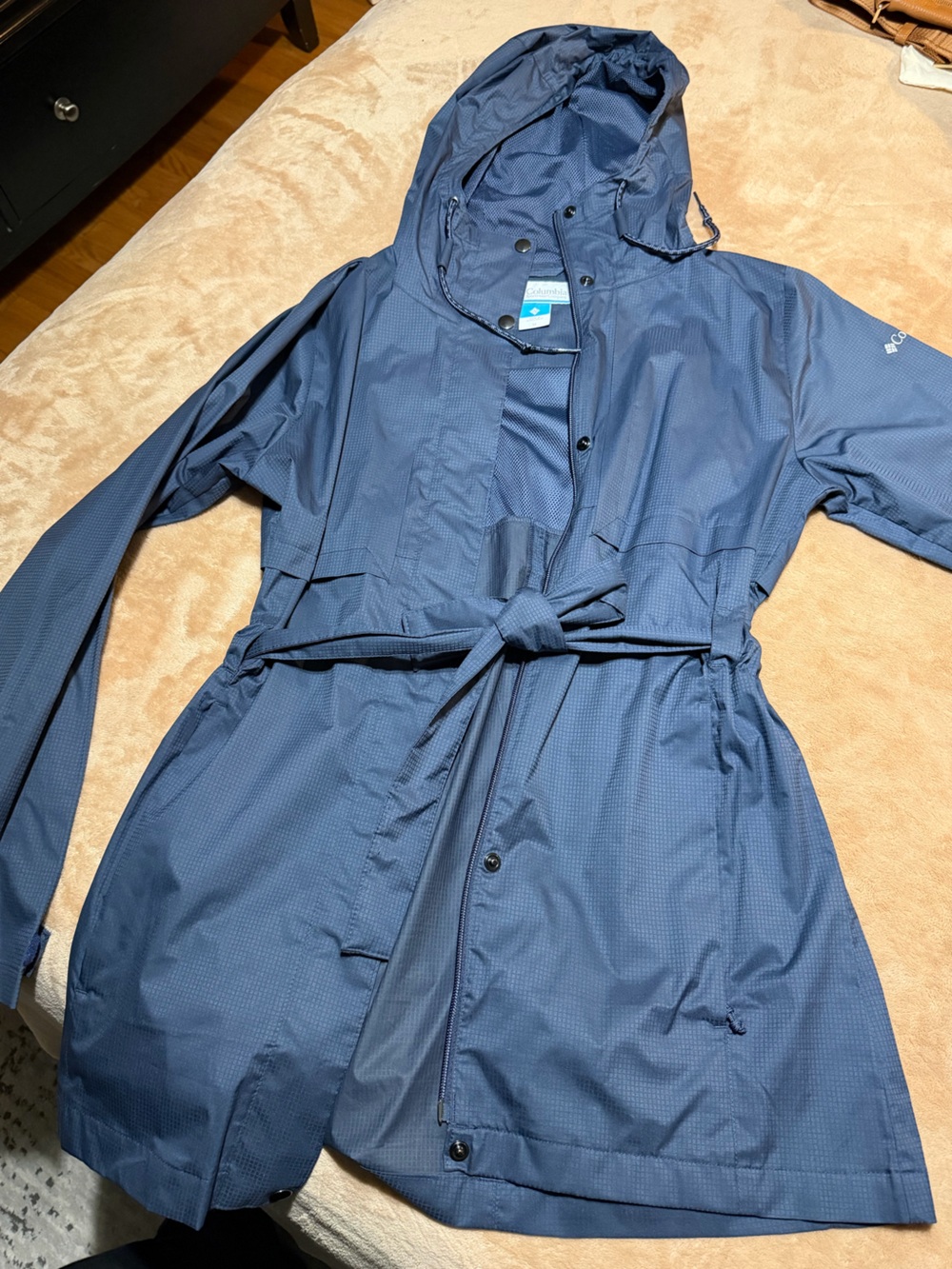 Women’s Navy Blue Columbia Lightweight Rain Jacket with Waist Tie